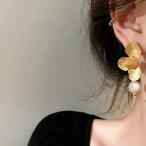 Boucles d'Oreilles Élégantes en Perles Naturelles